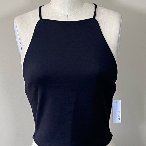 Ardene Racer Back Lacy Tank - Picture 3 of 13